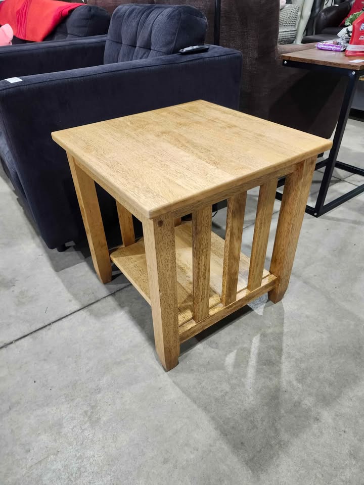 Solid Oak Mission End/Side Table