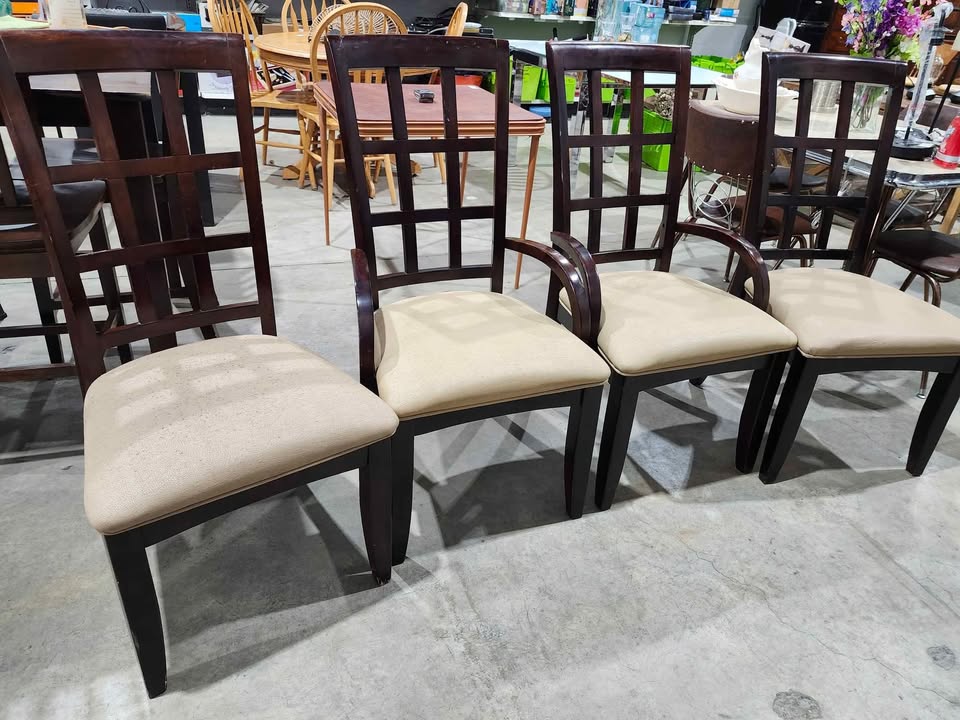 4 Dark Wooden Dining Chair Set