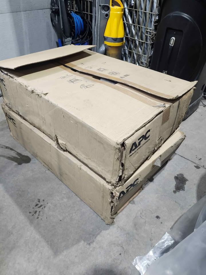 APC Smart UPS 3000 208V - 3 Available