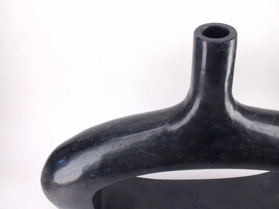 Marquis Collection Of Beverly Hills, Extra Large Art Deco Vase In Black