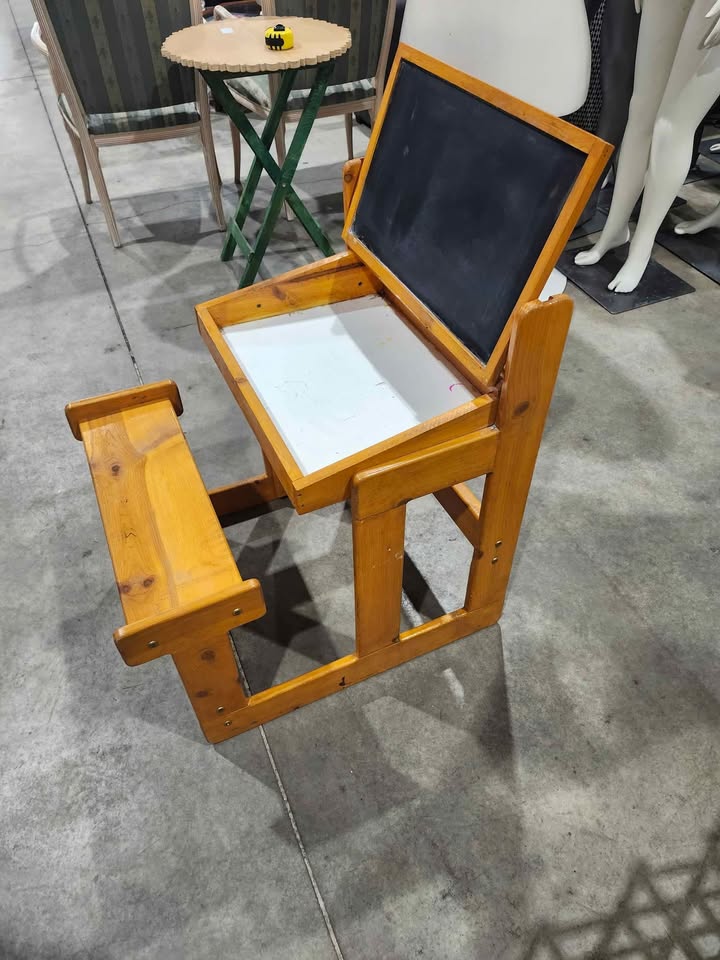 Vintage Children's Arts/Crafts School Desk