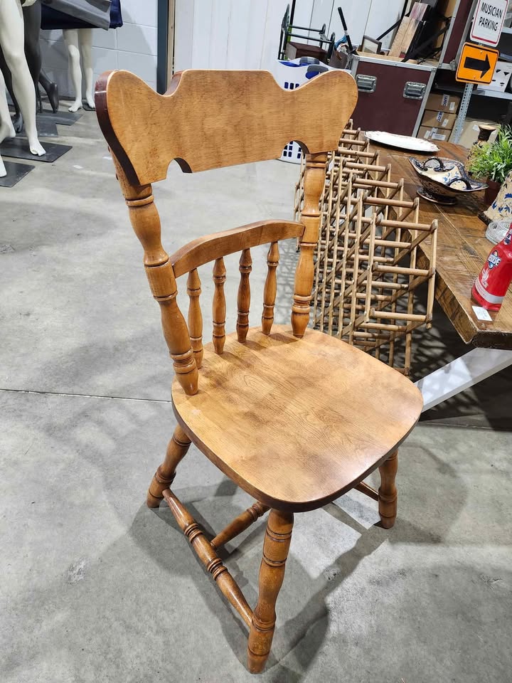 Solid Wooden Round Dining Table & 4 Chairs