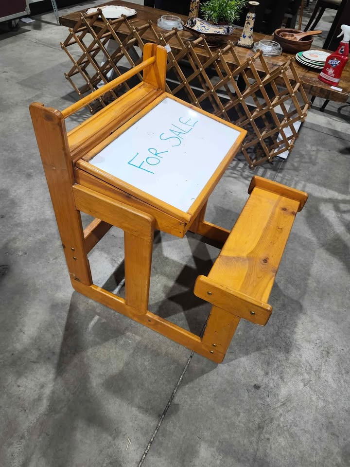 Vintage Children's Arts/Crafts School Desk