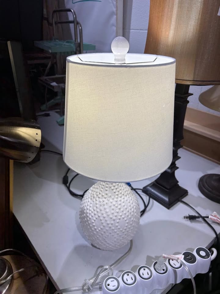 White design Table lamp