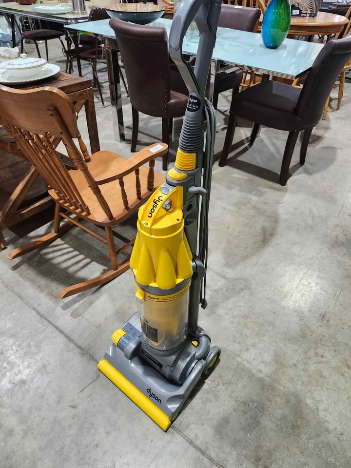 Dyson DC07 All-Floors Cyclone Upright Vacuum Cleaner