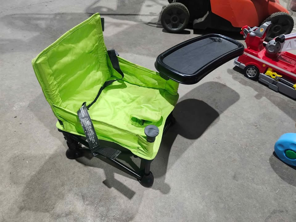 Summer Infant Pop 'n Sit Portable Booster