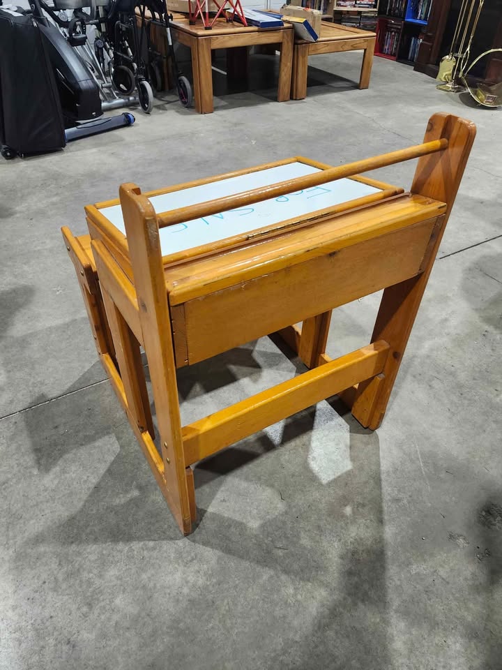 Vintage Children's Arts/Crafts School Desk