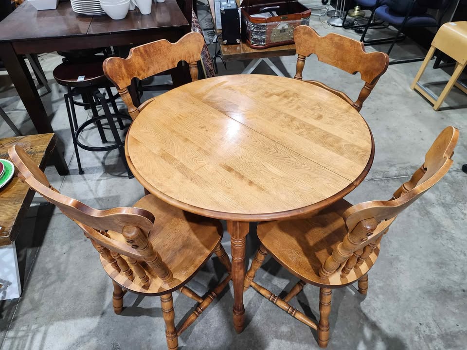 Solid Wooden Round Dining Table & 4 Chairs
