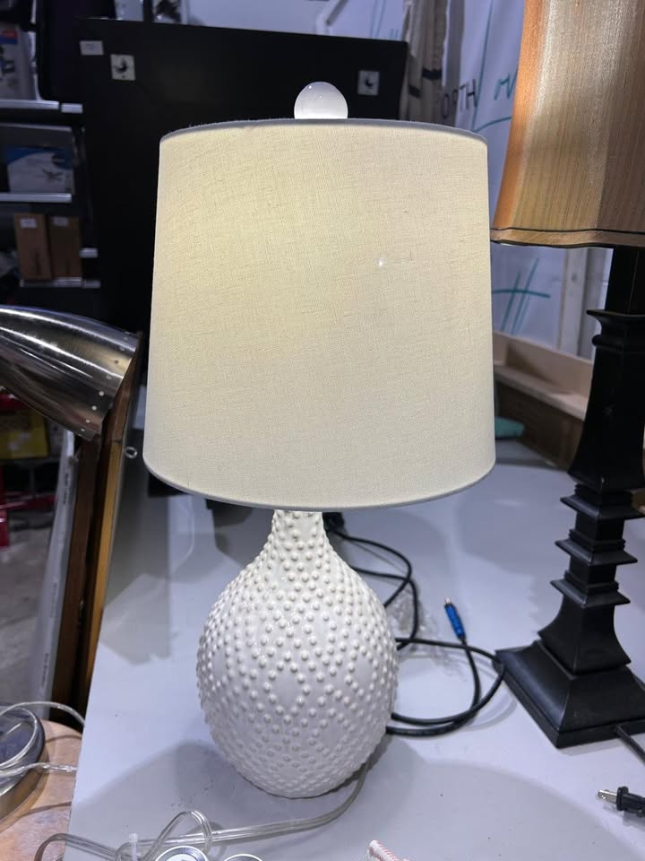 White design Table lamp