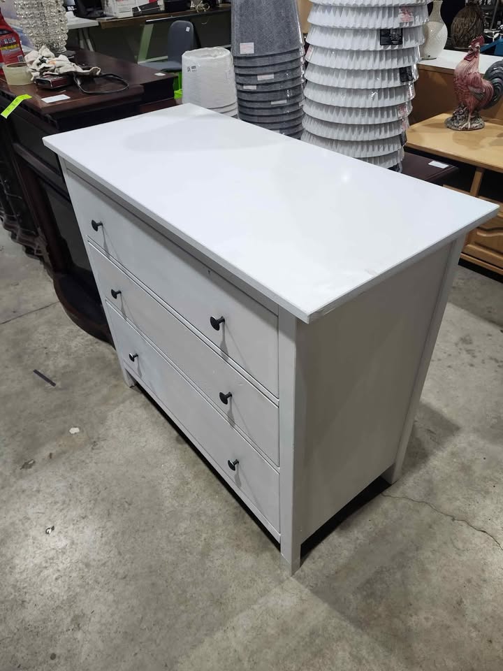 Ikea HEMNES Chest of Drawers - White Stain