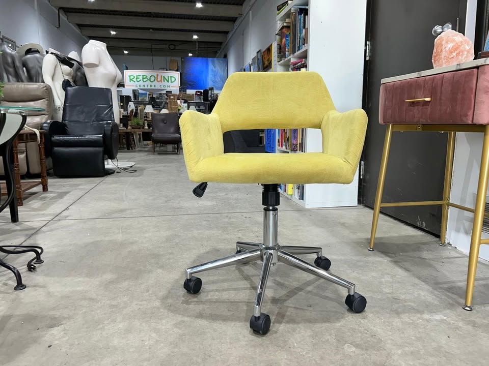 Pastel Yellow Velvet Office Chair