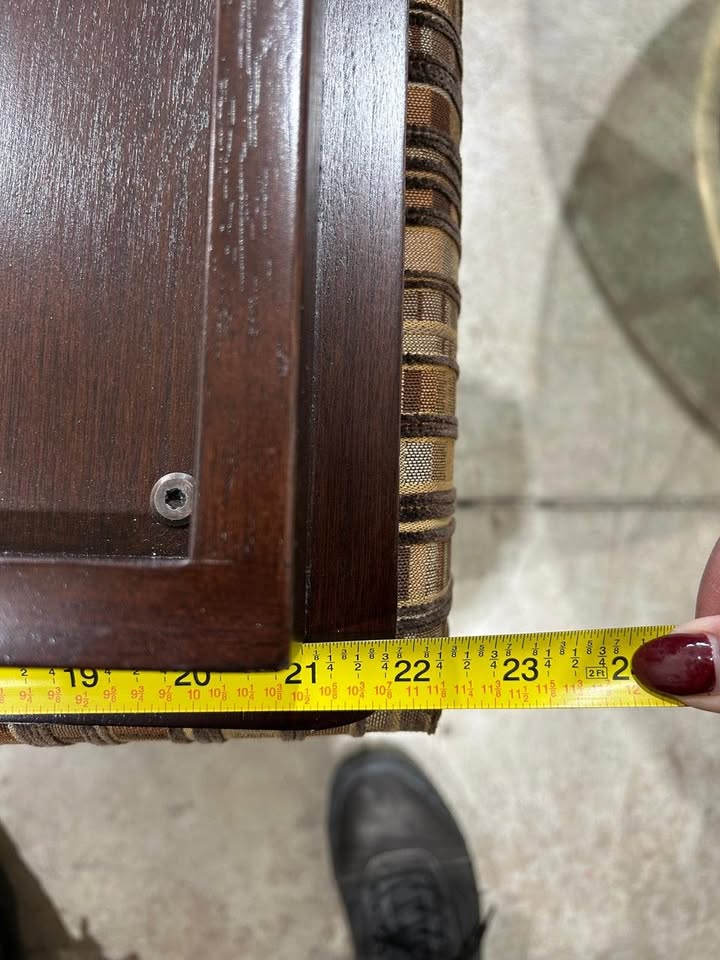 Big heavy Storage Upholstered Ottoman/Table