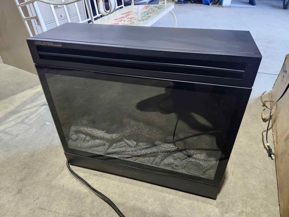 MasterFlame 1500W Electric Fireplace Insert
