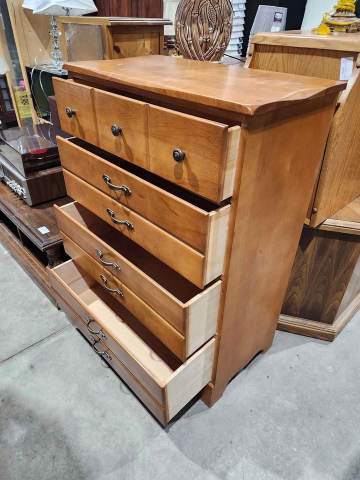 Solid Wooden 4-Drawer Tall Dresser