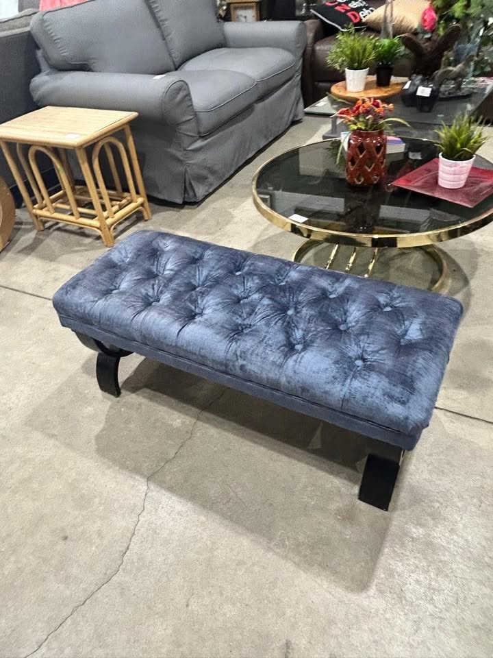 Vintage Style Blue Velvet Bench
