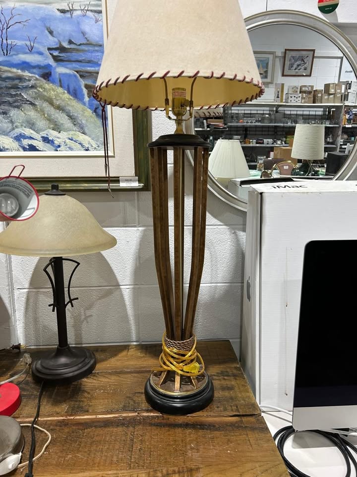 Tall-ish Table lamp - Brown accents