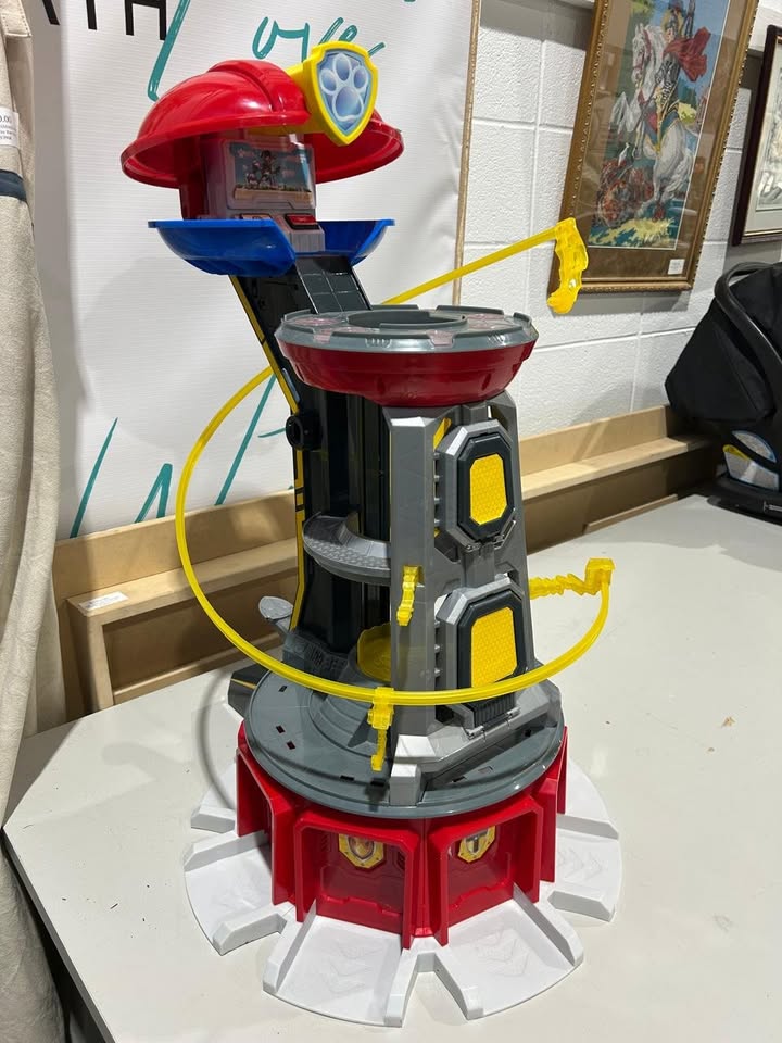 Paw Patrol Mighty Lookout Tower