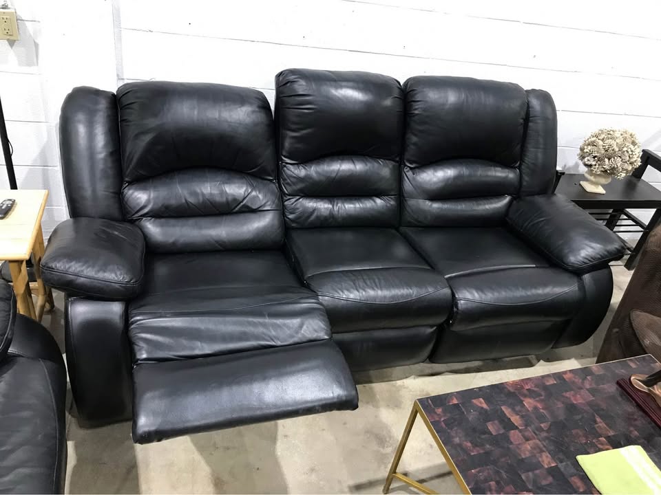 Matching Leather Recliner Couch / Loveseat Set - Black