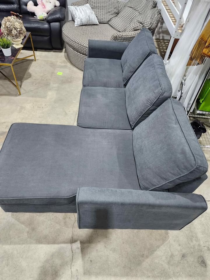 Structube CAROLE contemporary reversible sectional sofa-bed with storage