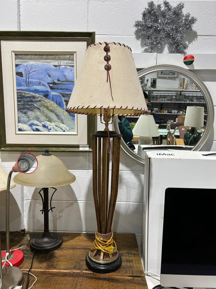Tall-ish Table lamp - Brown accents