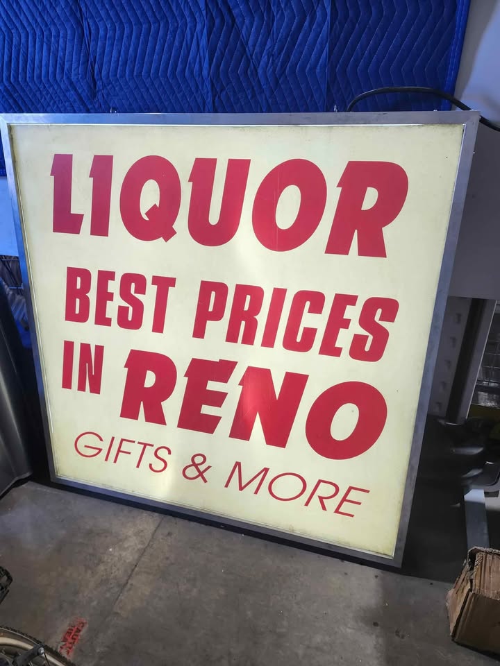 Large 4x4ft Illuminated Metal Box Display Sign - Very Cool!