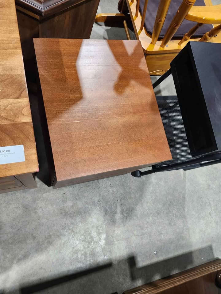 Ikea MALM 2-Drawer Nightstand - Oak Effect