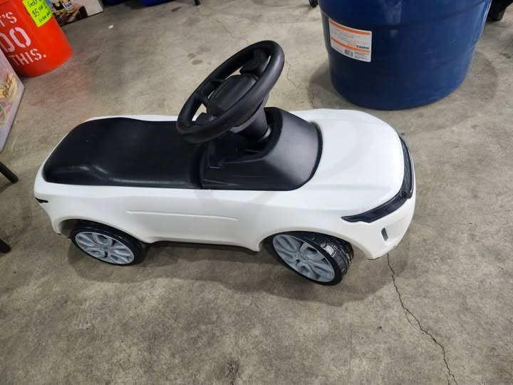 Range Rover Ride-on Toy Car