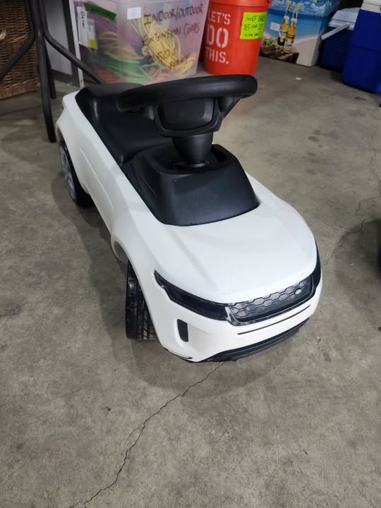 Range Rover Ride-on Toy Car