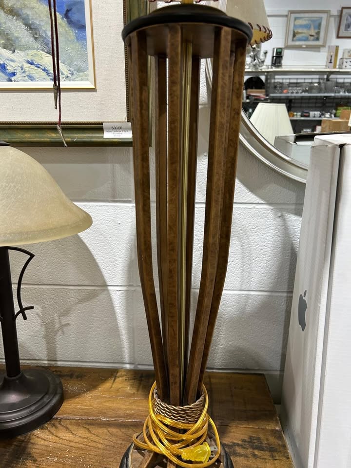 Tall-ish Table lamp - Brown accents