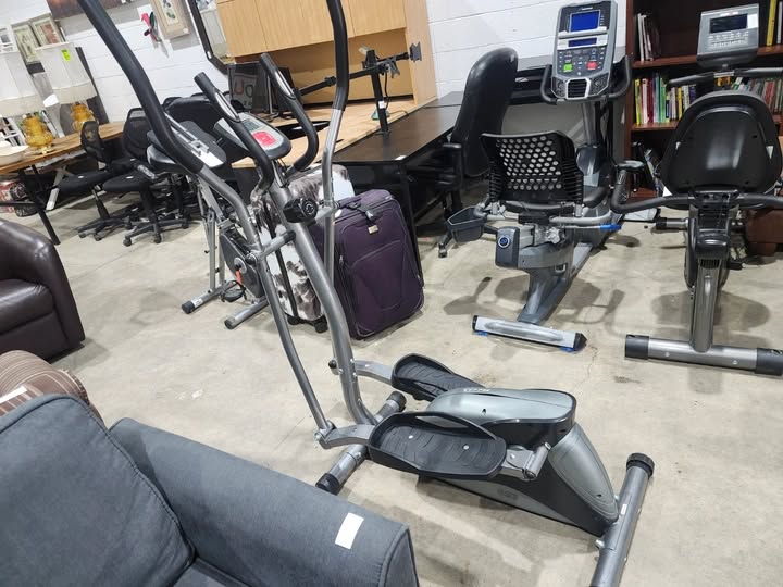 Elliptical Cross Trainer Machine - Free Spirit