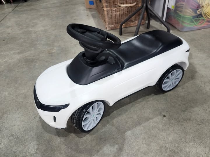 Range Rover Ride-on Toy Car
