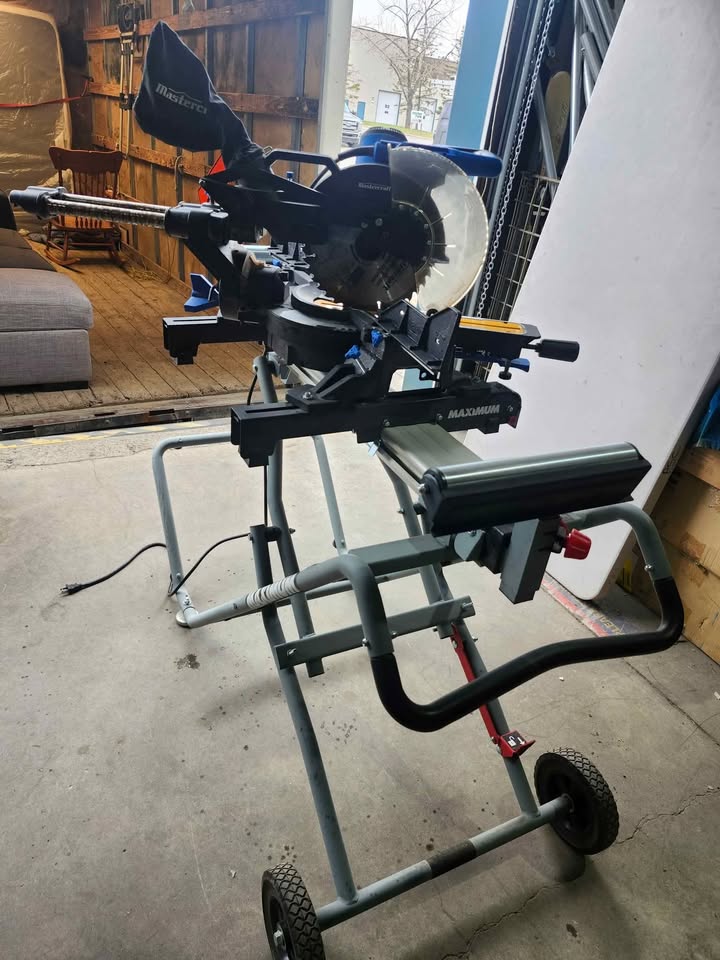 Mastercraft 10" Sliding Compound Mitre Saw + Maximum Easy-Rise Heavy Duty Stand