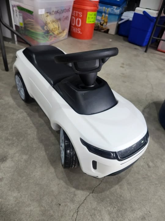 Range Rover Ride-on Toy Car