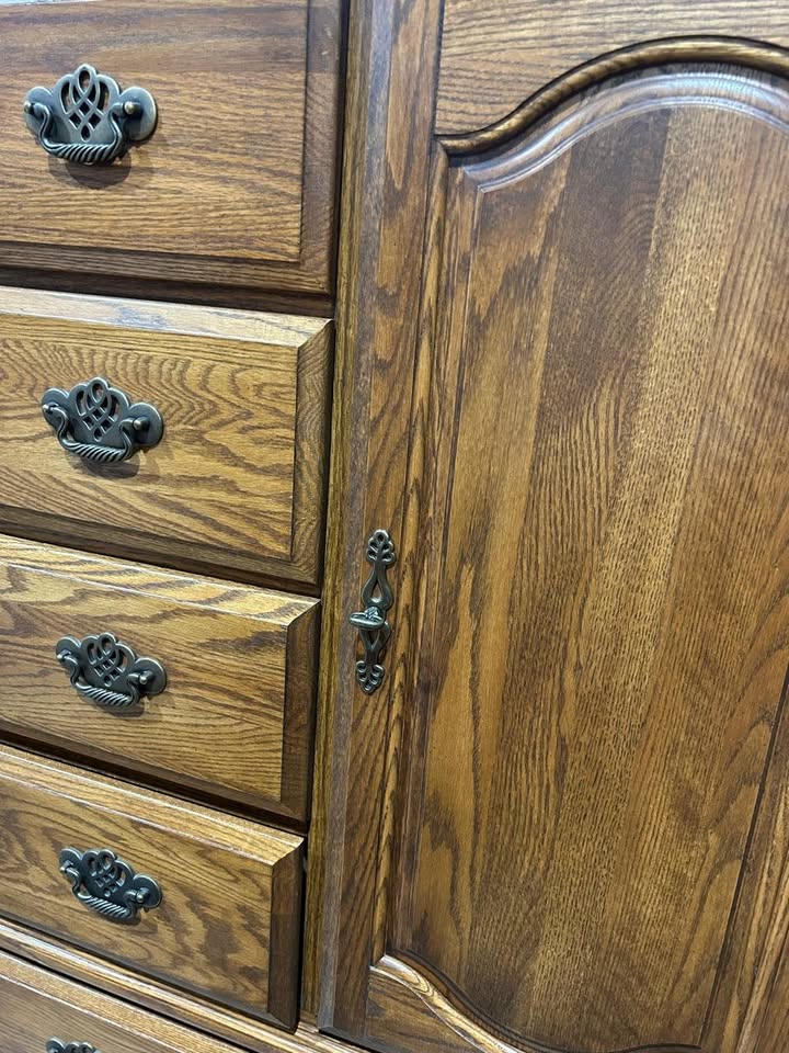Oak Wood Palliser Chest with Armoire
