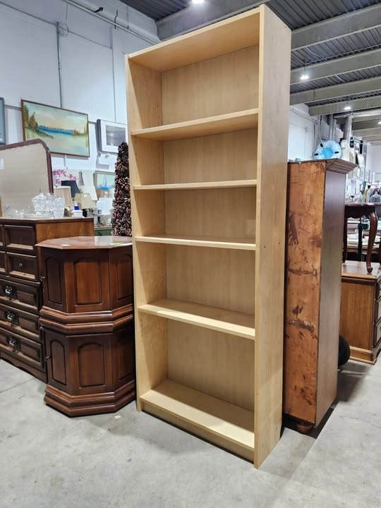 Tall Ikea BILLY Bookcase - 5 Shelves
