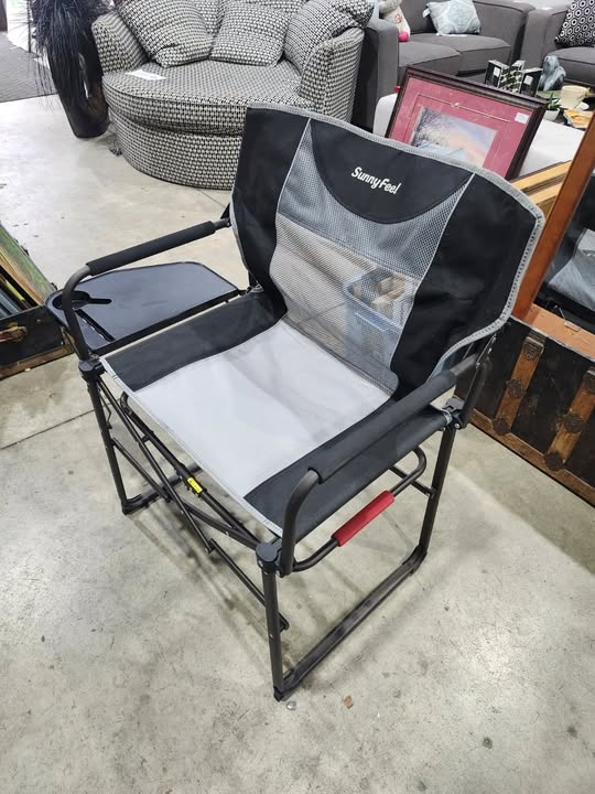 Sunnyfeel Portable Folding Director's Chair with Side Tray