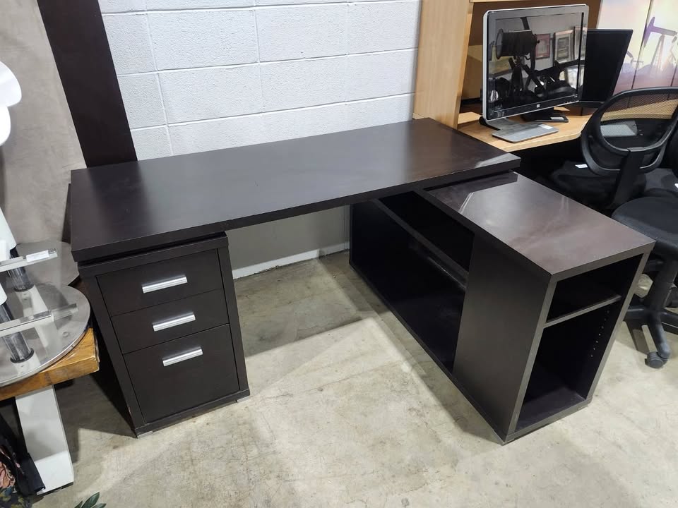 Corner Computer Desk with Drawers and Shelving