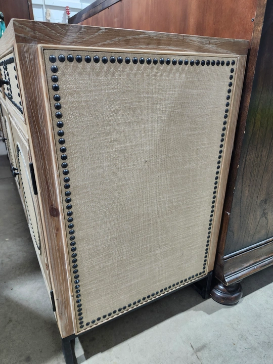 New! Beautiful Farmhouse Style Buffet/Sideboard