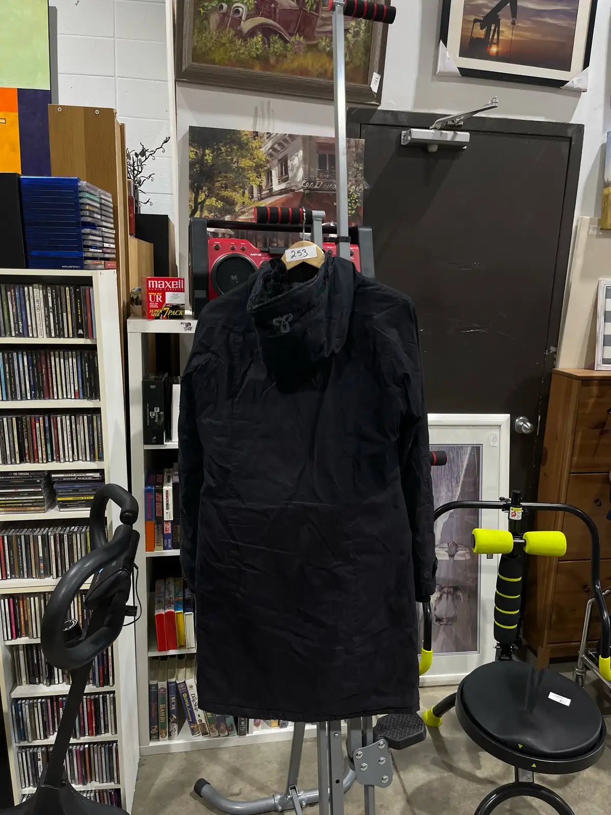 Aritzia tna winter parka size women’s L
