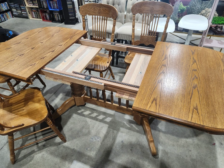 Oak Extendable Dining Table Set - 6 Chairs