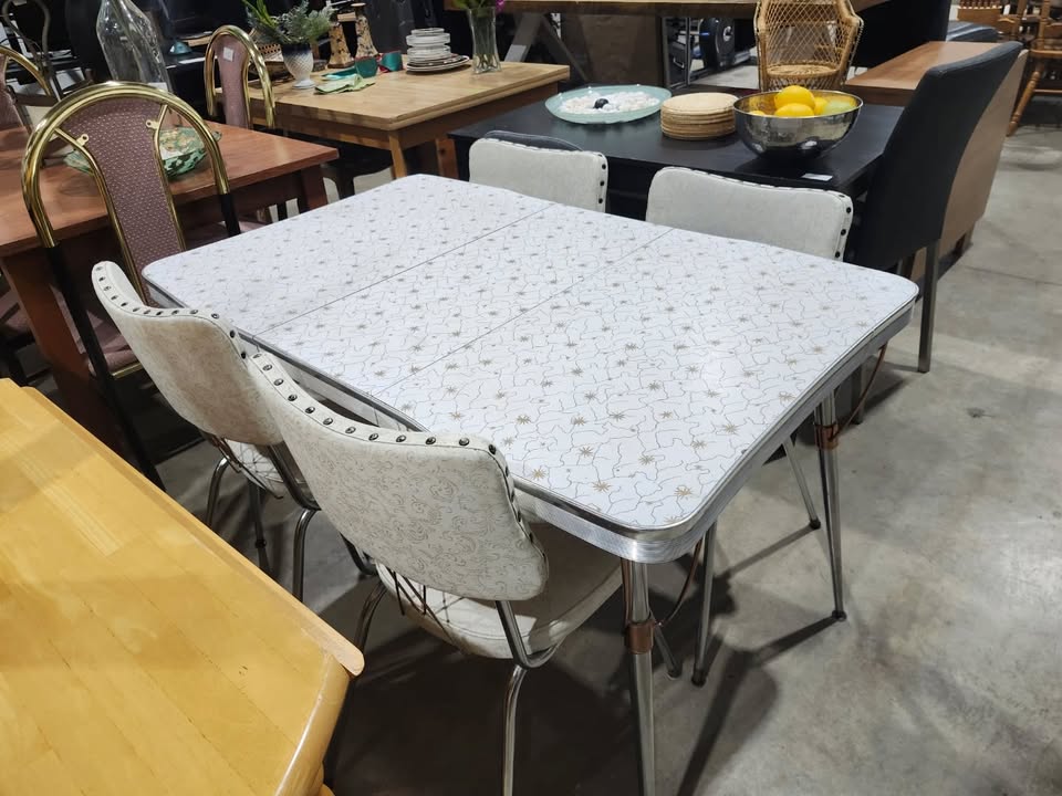 Vintage Retro Kitchen Table and Four Chairs Set