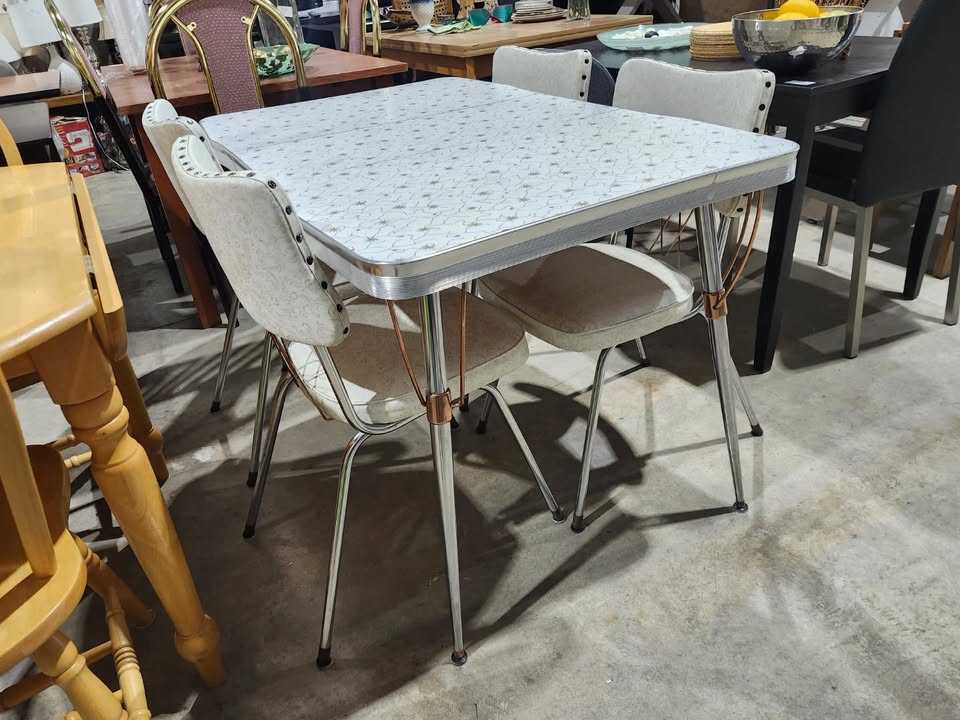 Vintage Retro Kitchen Table and Four Chairs Set