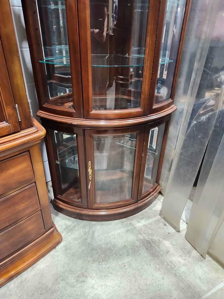 Corner Lighted Curio Cabinet w/ Glass Shelves - Jasper Cabinets
