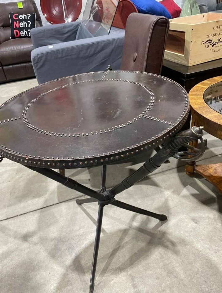 Unique Sabre Leg Occasional Table
