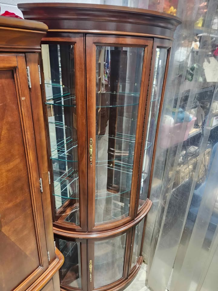 Corner Lighted Curio Cabinet w/ Glass Shelves - Jasper Cabinets