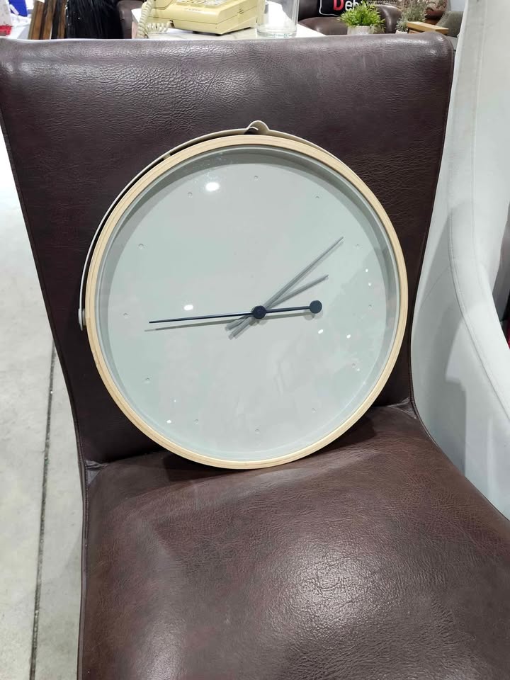 Ikea ROTBLOTA Round Wall Clock