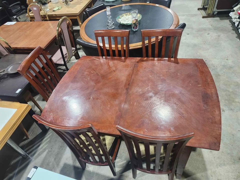 6-Piece Dining Set - Wood Extendable Table & Chairs