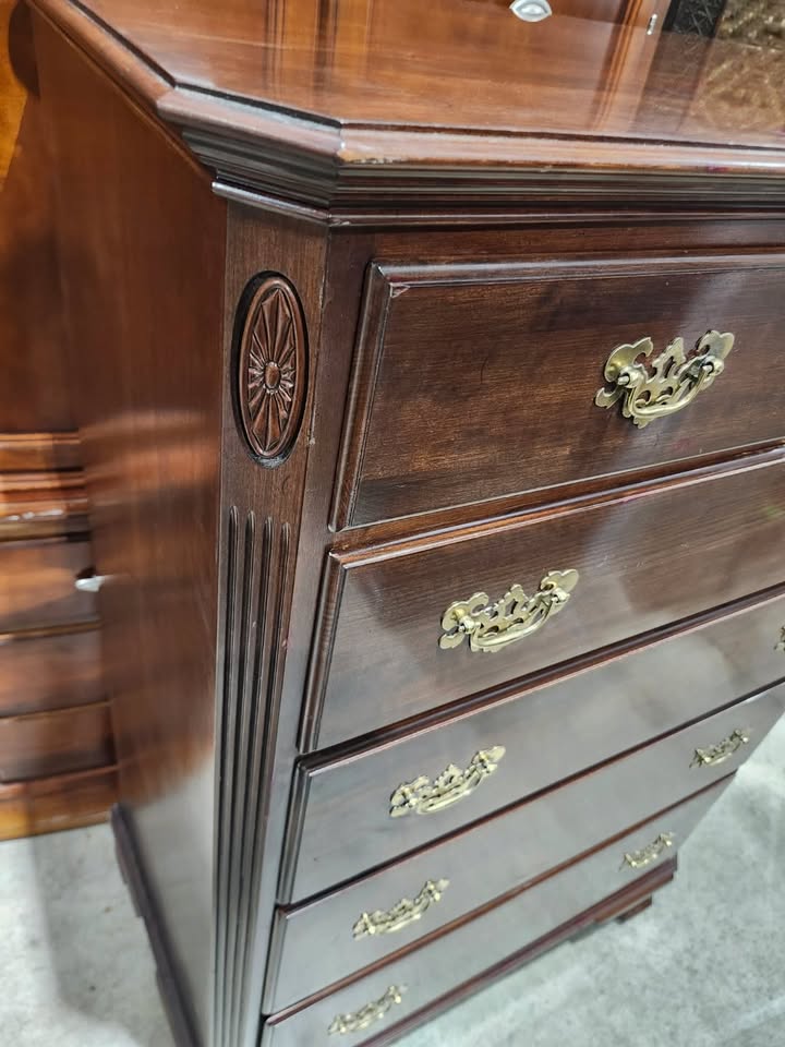 ETHAN ALLEN Georgian Court Cherry Traditional Style Dresser