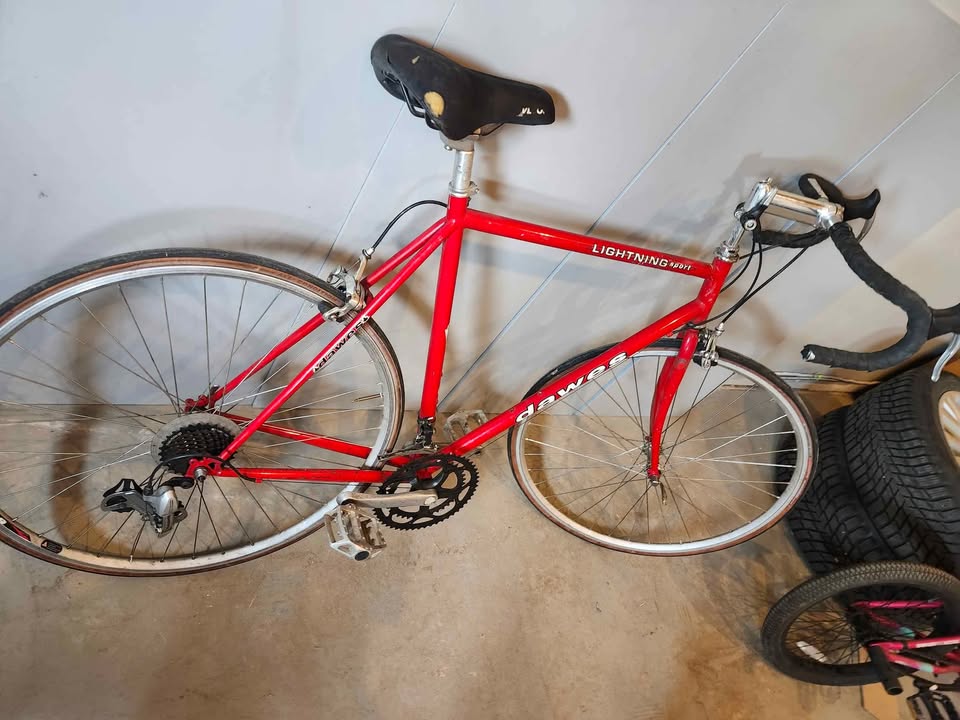 Dawes Lightning Sport Road Bike