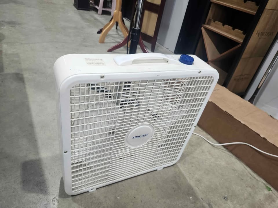 Airworks 20" Box Fan